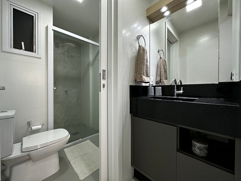 SC01 - 1 Quarto| Centro| Reformado e Completo