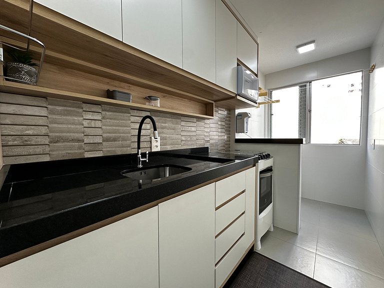 SC01 - 1 Quarto| Centro| Reformado e Completo